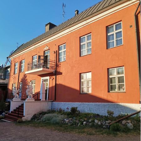 Remuganes suite - Porvoon Linna Buitenkant foto
